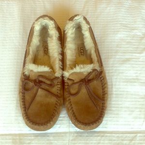 Ugg Dakota Slipper in Chestnut